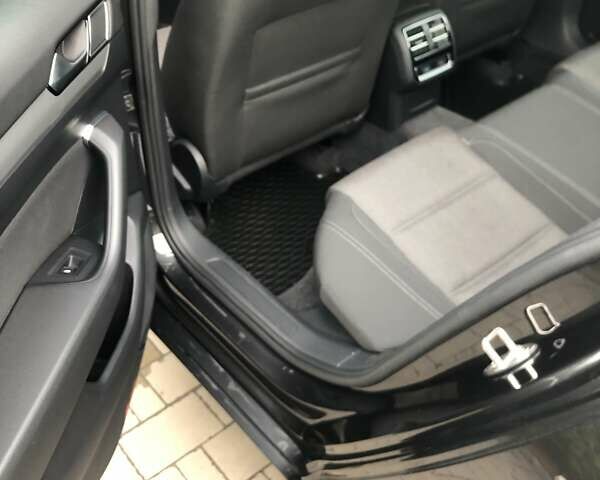 Серый Фольксваген Пассат, объемом двигателя 2 л и пробегом 244 тыс. км за 17700 $, фото 22 на Automoto.ua