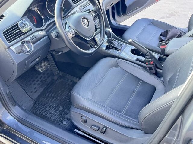 Серый Фольксваген Пассат, объемом двигателя 2 л и пробегом 139 тыс. км за 13500 $, фото 6 на Automoto.ua