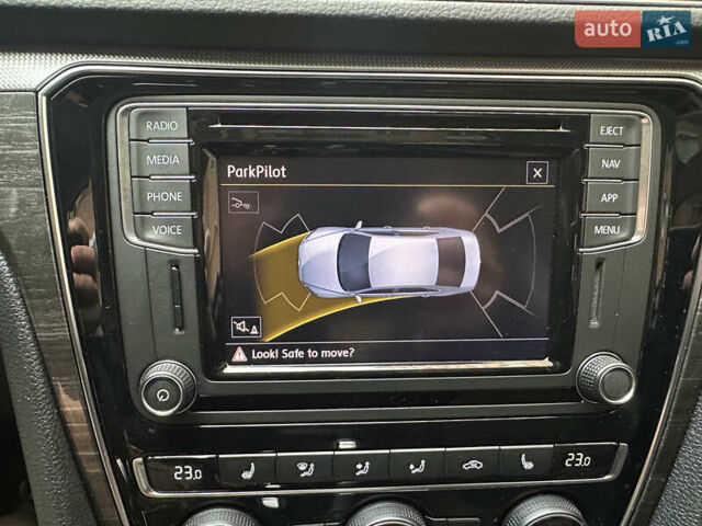 Фольксваген Пассат 2018 в Белой Церкве на Automoto.ua Серый Фольксваген Пассат, объемом двигателя 2 л и пробегом 92 тыс. км за 18100 $, фото 16 на Automoto.ua