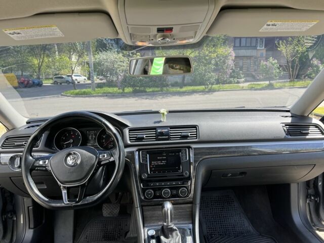 Серый Фольксваген Пассат, объемом двигателя 2 л и пробегом 100 тыс. км за 15700 $, фото 11 на Automoto.ua