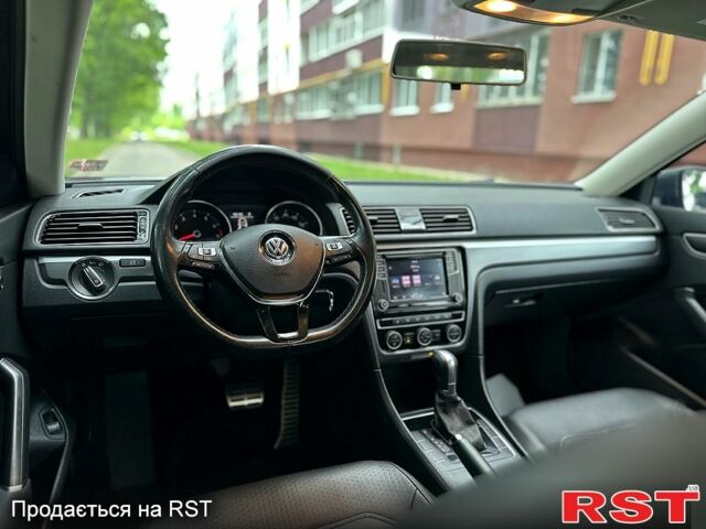 Сірий Фольксваген Пассат, об'ємом двигуна 2 л та пробігом 260 тис. км за 11999 $, фото 3 на Automoto.ua