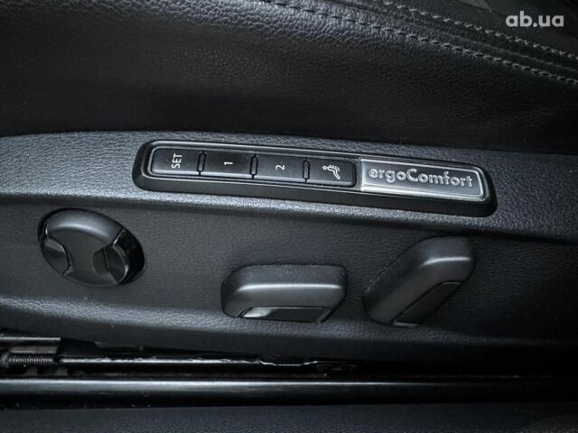 Серый Фольксваген Пассат, объемом двигателя 1.8 л и пробегом 215 тыс. км за 19990 $, фото 30 на Automoto.ua