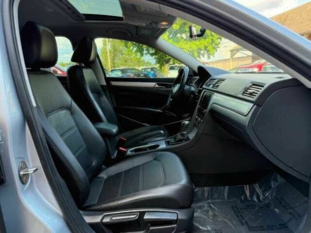 Серый Фольксваген Пассат, объемом двигателя 2 л и пробегом 88 тыс. км за 7900 $, фото 12 на Automoto.ua