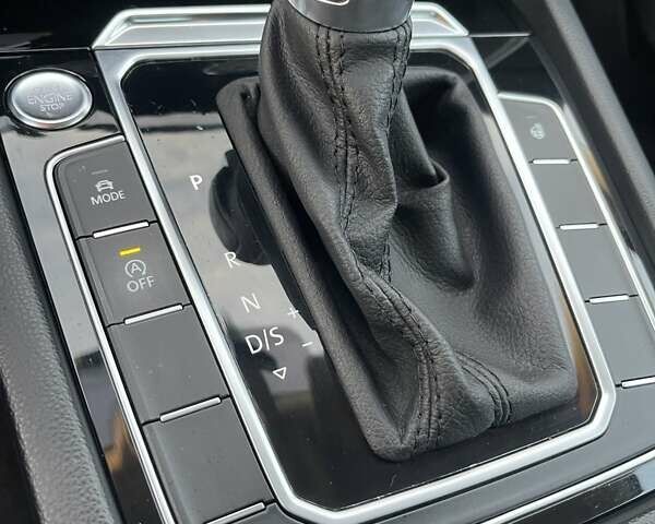 Серый Фольксваген Пассат, объемом двигателя 2 л и пробегом 237 тыс. км за 21000 $, фото 69 на Automoto.ua