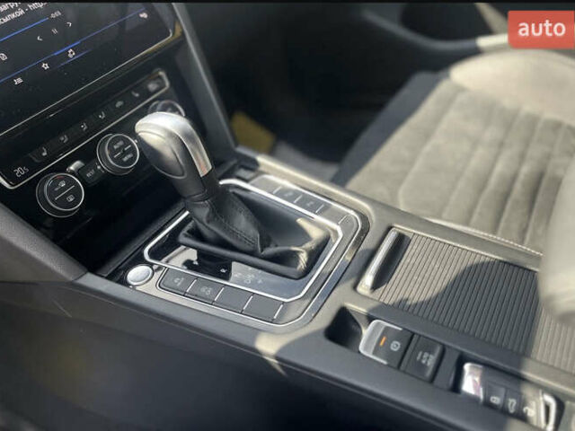 Серый Фольксваген Пассат, объемом двигателя 1.97 л и пробегом 168 тыс. км за 25500 $, фото 11 на Automoto.ua