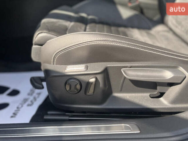 Серый Фольксваген Пассат, объемом двигателя 1.97 л и пробегом 168 тыс. км за 25500 $, фото 14 на Automoto.ua