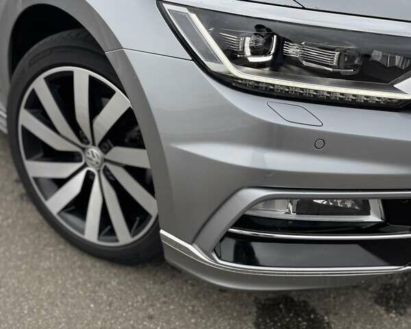 Серый Фольксваген Пассат, объемом двигателя 2 л и пробегом 237 тыс. км за 21000 $, фото 16 на Automoto.ua