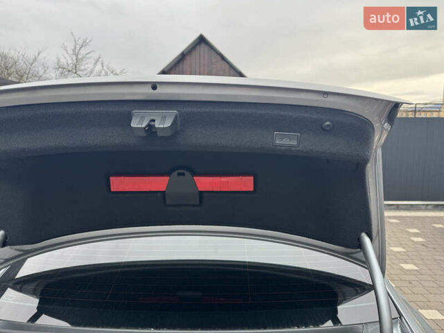 Серый Фольксваген Пассат, объемом двигателя 1.97 л и пробегом 168 тыс. км за 25500 $, фото 3 на Automoto.ua