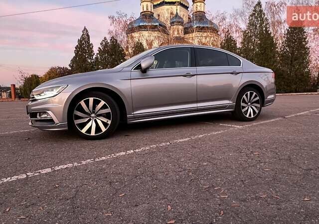 Фольксваген Пассат 2019 в Кривом Роге на Automoto.ua Серый Фольксваген Пассат, объемом двигателя 2 л и пробегом 237 тыс. км за 21000 $, фото 3 на Automoto.ua