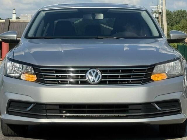 Серый Фольксваген Пассат, объемом двигателя 2 л и пробегом 46 тыс. км за 7800 $, фото 1 на Automoto.ua