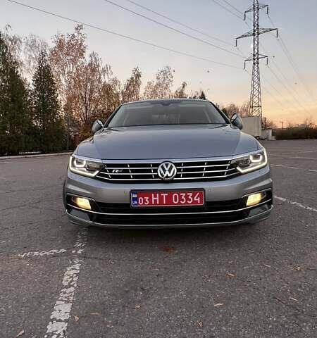 Фольксваген Пассат 2019 в Кривом Роге на Automoto.ua Серый Фольксваген Пассат, объемом двигателя 2 л и пробегом 237 тыс. км за 21000 $, фото 23 на Automoto.ua
