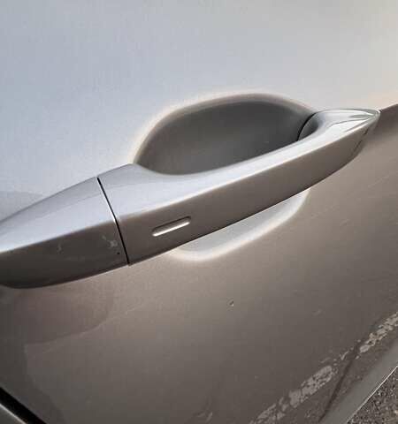 Фольксваген Пассат 2019 в Кривом Роге на Automoto.ua Серый Фольксваген Пассат, объемом двигателя 2 л и пробегом 237 тыс. км за 21000 $, фото 31 на Automoto.ua