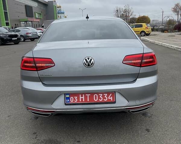 Серый Фольксваген Пассат, объемом двигателя 2 л и пробегом 237 тыс. км за 21000 $, фото 7 на Automoto.ua