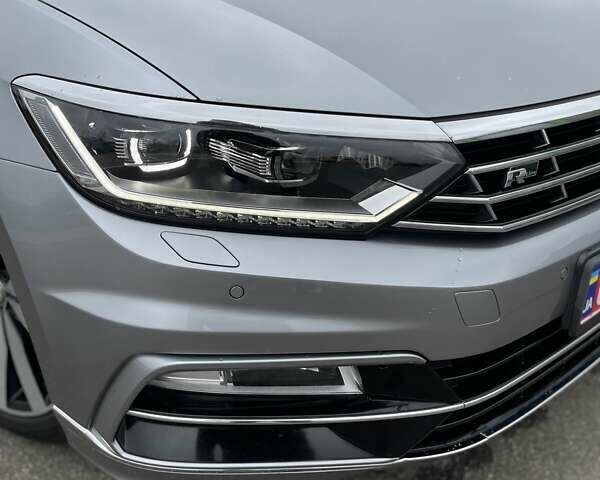 Серый Фольксваген Пассат, объемом двигателя 2 л и пробегом 237 тыс. км за 21000 $, фото 15 на Automoto.ua