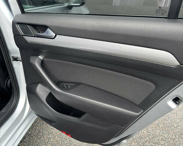 Сірий Фольксваген Пассат, об'ємом двигуна 1.8 л та пробігом 69 тис. км за 21500 $, фото 7 на Automoto.ua