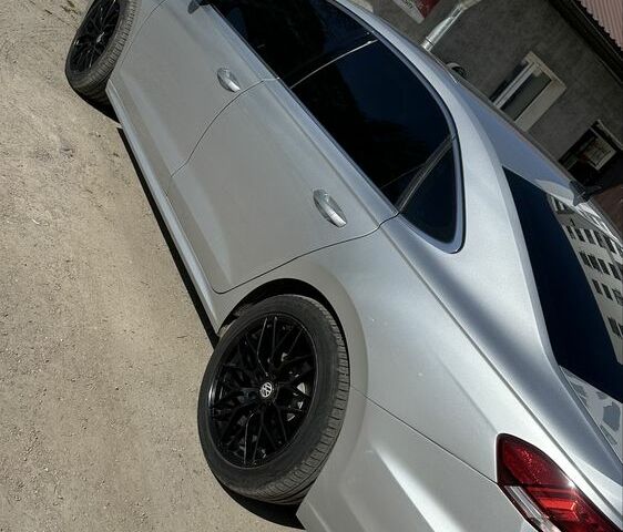 Серый Фольксваген Пассат, объемом двигателя 2 л и пробегом 150 тыс. км за 18500 $, фото 1 на Automoto.ua