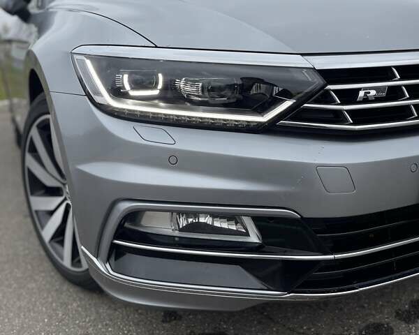 Серый Фольксваген Пассат, объемом двигателя 2 л и пробегом 237 тыс. км за 21000 $, фото 17 на Automoto.ua