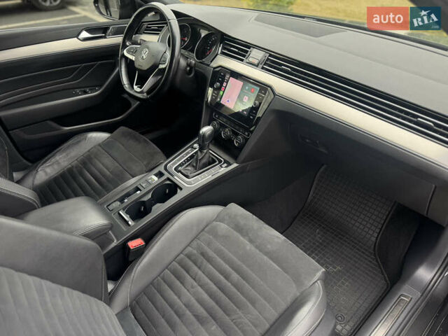 Серый Фольксваген Пассат, объемом двигателя 1.97 л и пробегом 245 тыс. км за 20500 $, фото 31 на Automoto.ua