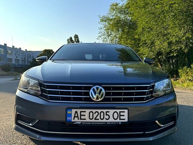 Серый Фольксваген Пассат, объемом двигателя 2 л и пробегом 67 тыс. км за 15500 $, фото 3 на Automoto.ua