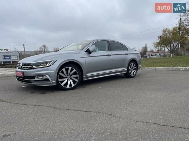 Серый Фольксваген Пассат, объемом двигателя 2 л и пробегом 237 тыс. км за 21000 $, фото 1 на Automoto.ua