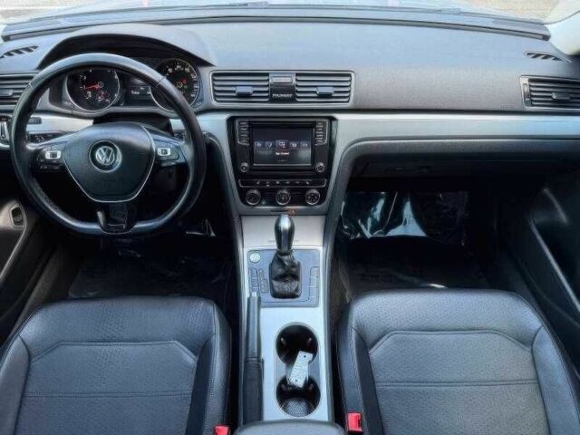 Серый Фольксваген Пассат, объемом двигателя 2 л и пробегом 88 тыс. км за 7900 $, фото 14 на Automoto.ua