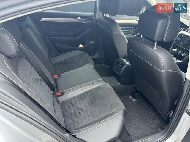 Серый Фольксваген Пассат, объемом двигателя 1.97 л и пробегом 168 тыс. км за 25500 $, фото 2 на Automoto.ua