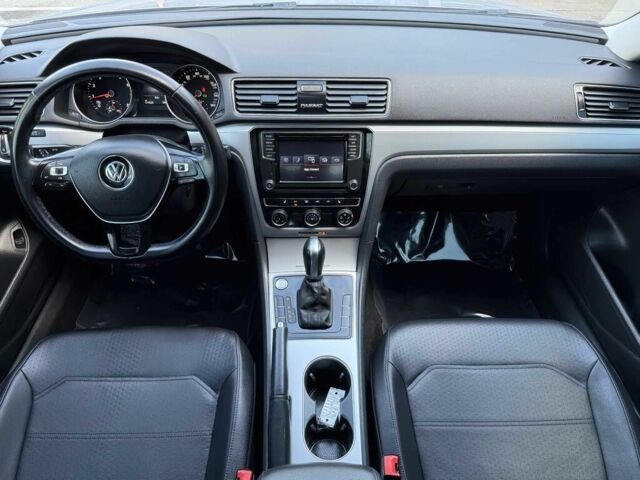 Серый Фольксваген Пассат, объемом двигателя 2 л и пробегом 46 тыс. км за 7800 $, фото 7 на Automoto.ua