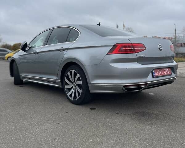 Серый Фольксваген Пассат, объемом двигателя 2 л и пробегом 237 тыс. км за 21000 $, фото 6 на Automoto.ua