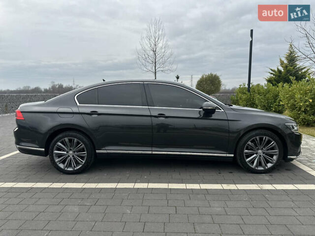 Серый Фольксваген Пассат, объемом двигателя 1.97 л и пробегом 245 тыс. км за 20500 $, фото 15 на Automoto.ua