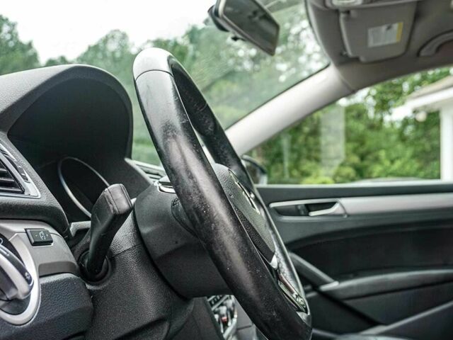 Фольксваген Пассат 2019 в Львове на Automoto.ua Серый Фольксваген Пассат, объемом двигателя 2 л и пробегом 40 тыс. км за 7500 $, фото 7 на Automoto.ua