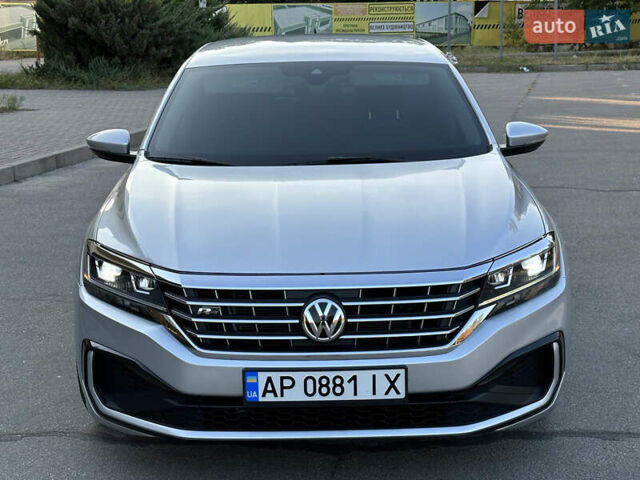 Серый Фольксваген Пассат, объемом двигателя 1.98 л и пробегом 80 тыс. км за 16000 $, фото 3 на Automoto.ua