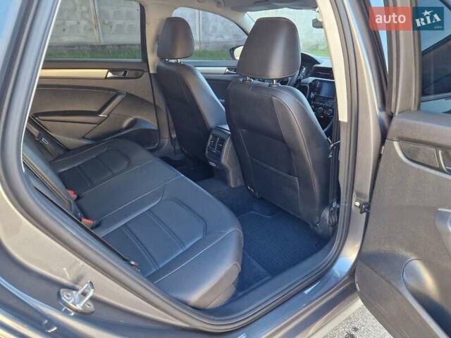 Серый Фольксваген Пассат, объемом двигателя 1.98 л и пробегом 15 тыс. км за 20999 $, фото 62 на Automoto.ua