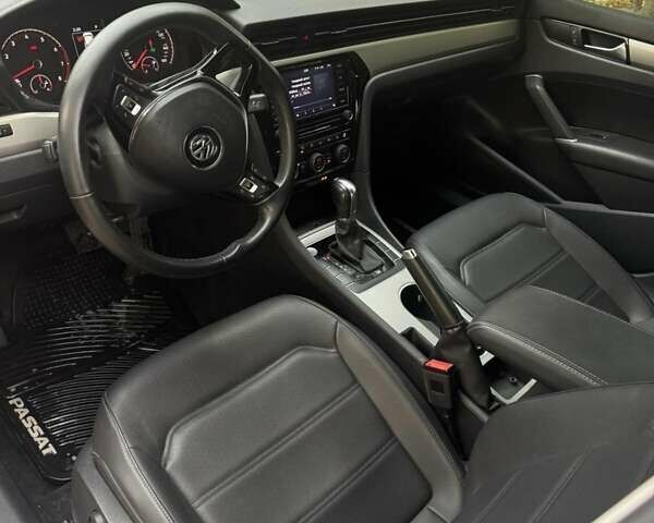 Сірий Фольксваген Пассат, об'ємом двигуна 2 л та пробігом 111 тис. км за 16700 $, фото 9 на Automoto.ua