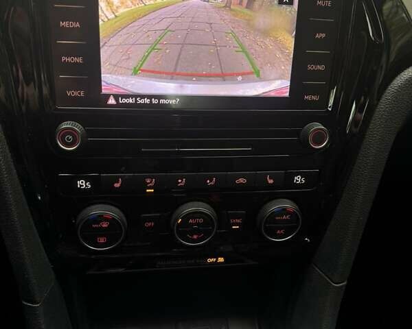 Сірий Фольксваген Пассат, об'ємом двигуна 2 л та пробігом 111 тис. км за 16700 $, фото 6 на Automoto.ua