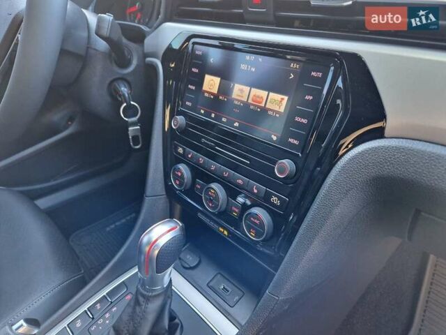 Серый Фольксваген Пассат, объемом двигателя 1.98 л и пробегом 15 тыс. км за 20999 $, фото 22 на Automoto.ua