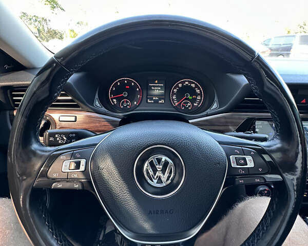 Серый Фольксваген Пассат, объемом двигателя 2 л и пробегом 74 тыс. км за 19800 $, фото 13 на Automoto.ua