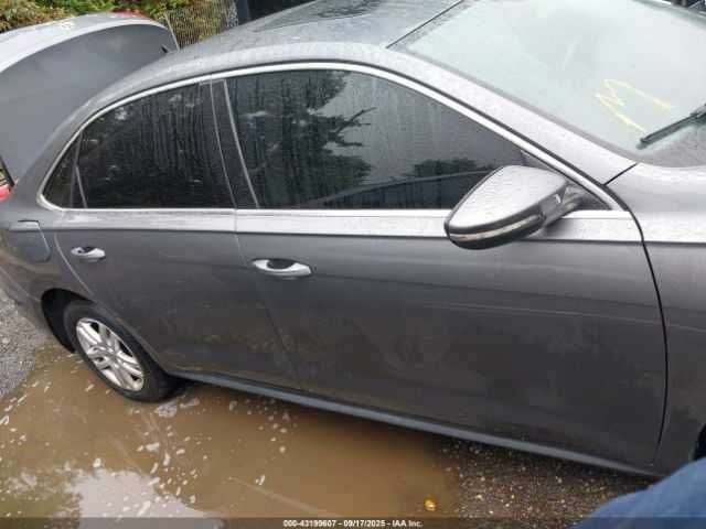 Серый Фольксваген Пассат, объемом двигателя 2 л и пробегом 66 тыс. км за 13000 $, фото 12 на Automoto.ua