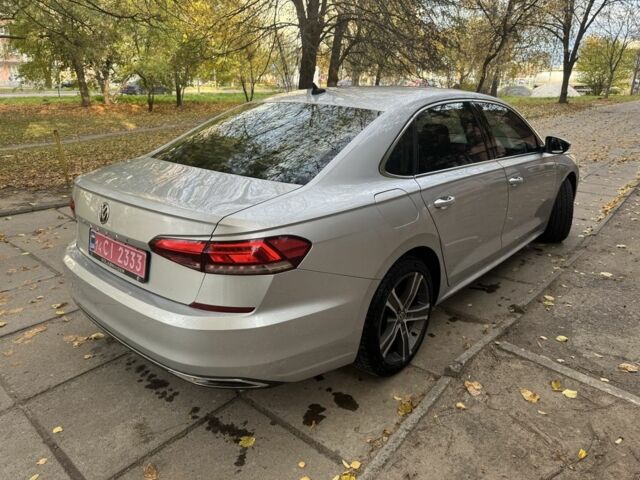 Серый Фольксваген Пассат, объемом двигателя 0 л и пробегом 111 тыс. км за 16999 $, фото 2 на Automoto.ua