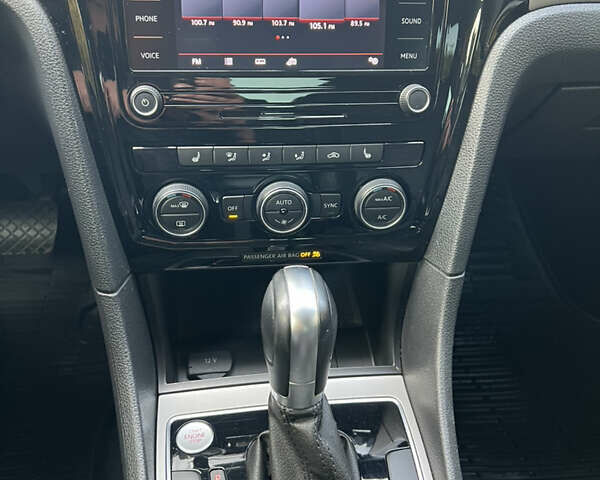 Сірий Фольксваген Пассат, об'ємом двигуна 2 л та пробігом 49 тис. км за 18800 $, фото 28 на Automoto.ua