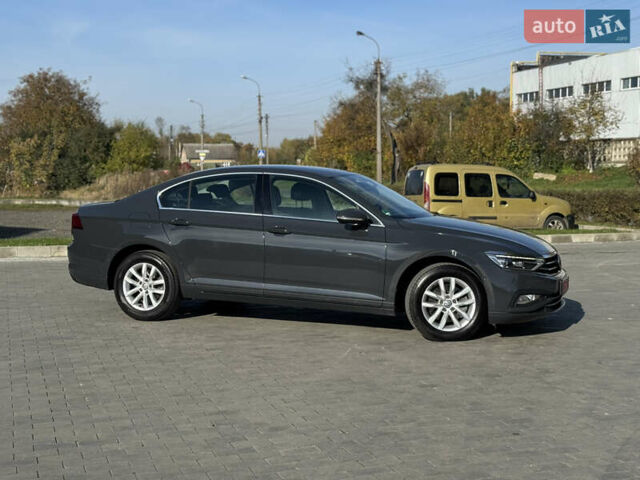 Серый Фольксваген Пассат, объемом двигателя 2 л и пробегом 181 тыс. км за 24900 $, фото 64 на Automoto.ua