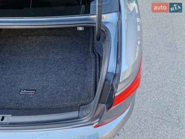 Серый Фольксваген Пассат, объемом двигателя 1.98 л и пробегом 15 тыс. км за 20999 $, фото 29 на Automoto.ua