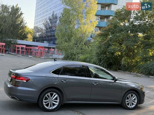 Сірий Фольксваген Пассат, об'ємом двигуна 2 л та пробігом 119 тис. км за 16300 $, фото 21 на Automoto.ua