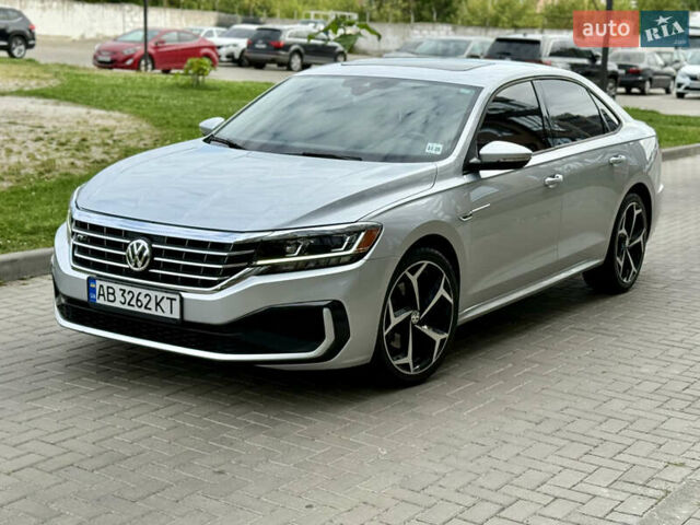 Серый Фольксваген Пассат, объемом двигателя 1.98 л и пробегом 72 тыс. км за 18750 $, фото 5 на Automoto.ua