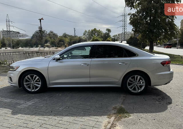 Серый Фольксваген Пассат, объемом двигателя 1.98 л и пробегом 129 тыс. км за 17900 $, фото 3 на Automoto.ua