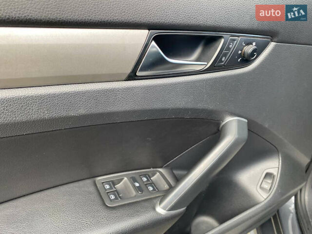 Серый Фольксваген Пассат, объемом двигателя 1.98 л и пробегом 119 тыс. км за 15500 $, фото 13 на Automoto.ua