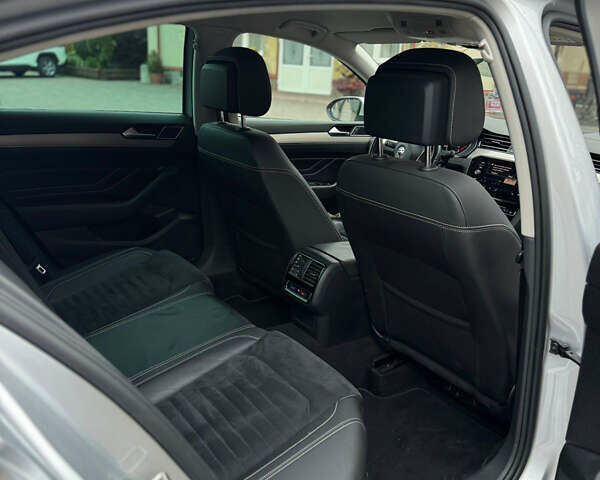 Серый Фольксваген Пассат, объемом двигателя 2 л и пробегом 202 тыс. км за 24990 $, фото 7 на Automoto.ua