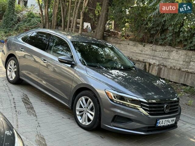 Сірий Фольксваген Пассат, об'ємом двигуна 2 л та пробігом 119 тис. км за 16300 $, фото 1 на Automoto.ua