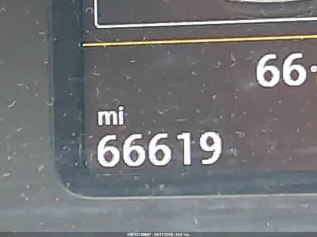 Серый Фольксваген Пассат, объемом двигателя 2 л и пробегом 66 тыс. км за 13000 $, фото 14 на Automoto.ua