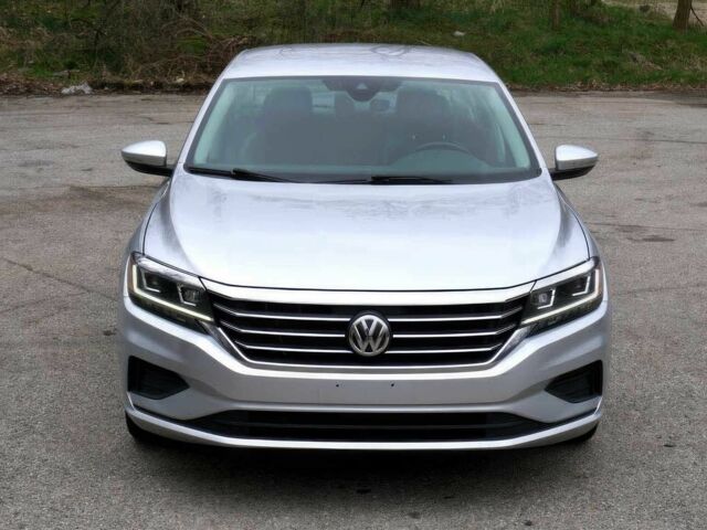 Серый Фольксваген Пассат, объемом двигателя 2 л и пробегом 31 тыс. км за 2800 $, фото 1 на Automoto.ua