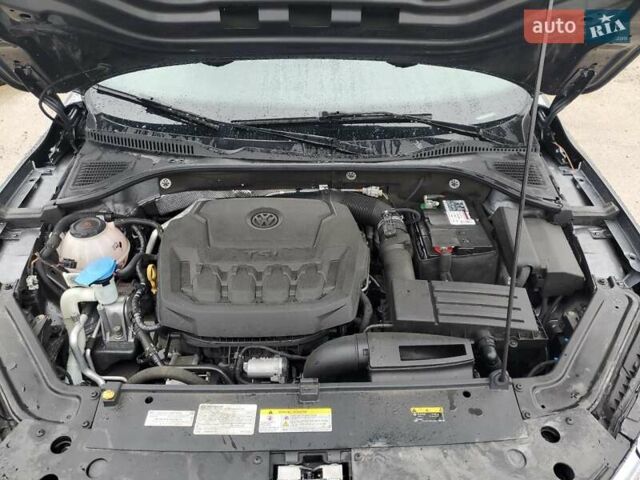 Серый Фольксваген Пассат, объемом двигателя 2 л и пробегом 65 тыс. км за 8757 $, фото 10 на Automoto.ua